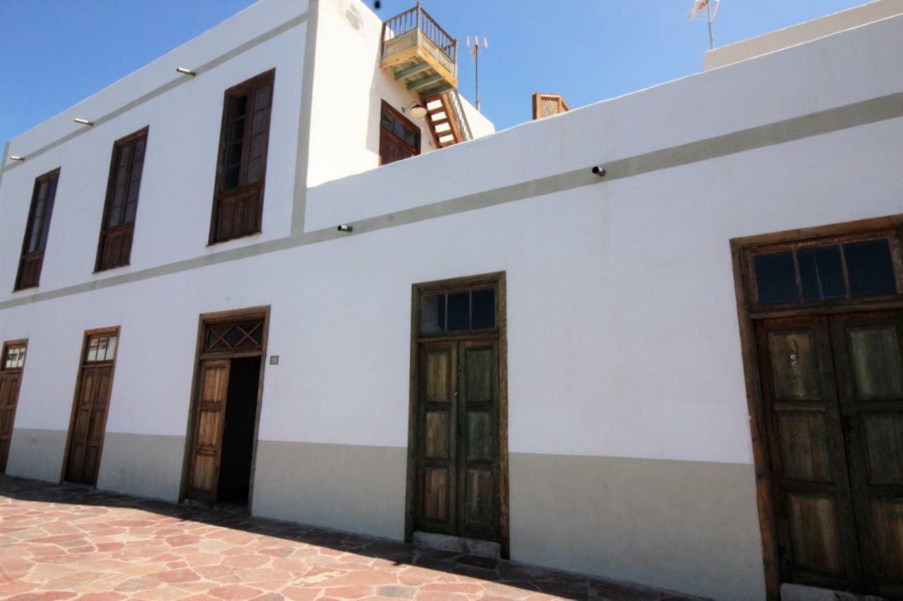 La Muralla Alcala  Ngoại thất bức ảnh